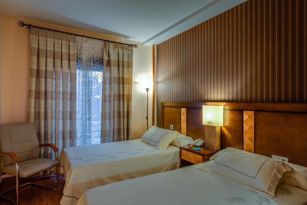 Hotel Ciudad De Martos Esterno foto